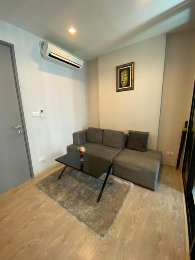 The Base In Pattaya Apartamento Exterior foto